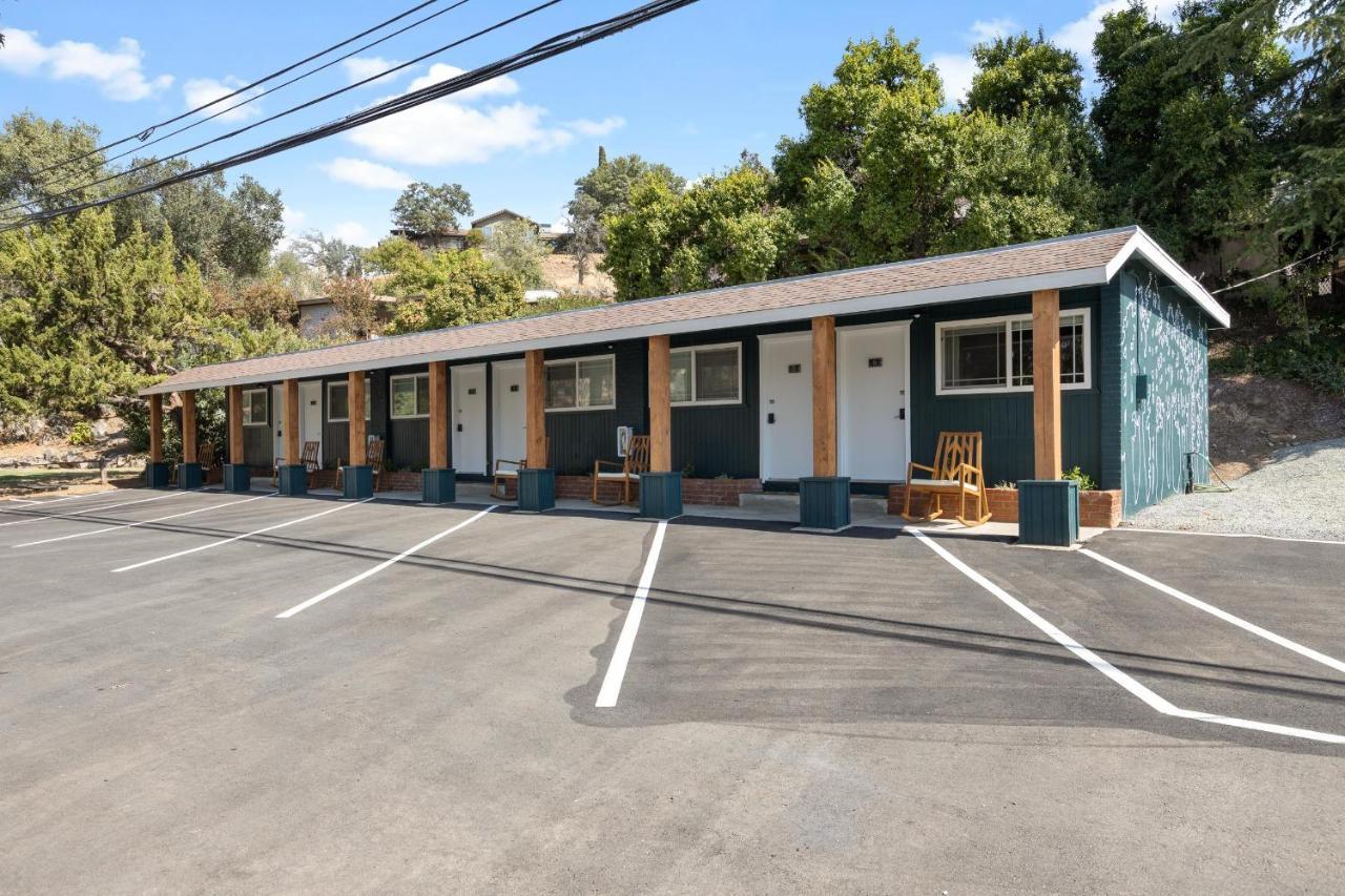The Atwell Sequoia Motel Rm 8 Three Rivers Eksteriør billede