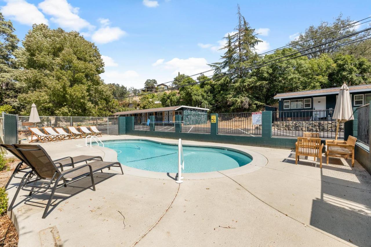 The Atwell Sequoia Motel Rm 8 Three Rivers Eksteriør billede