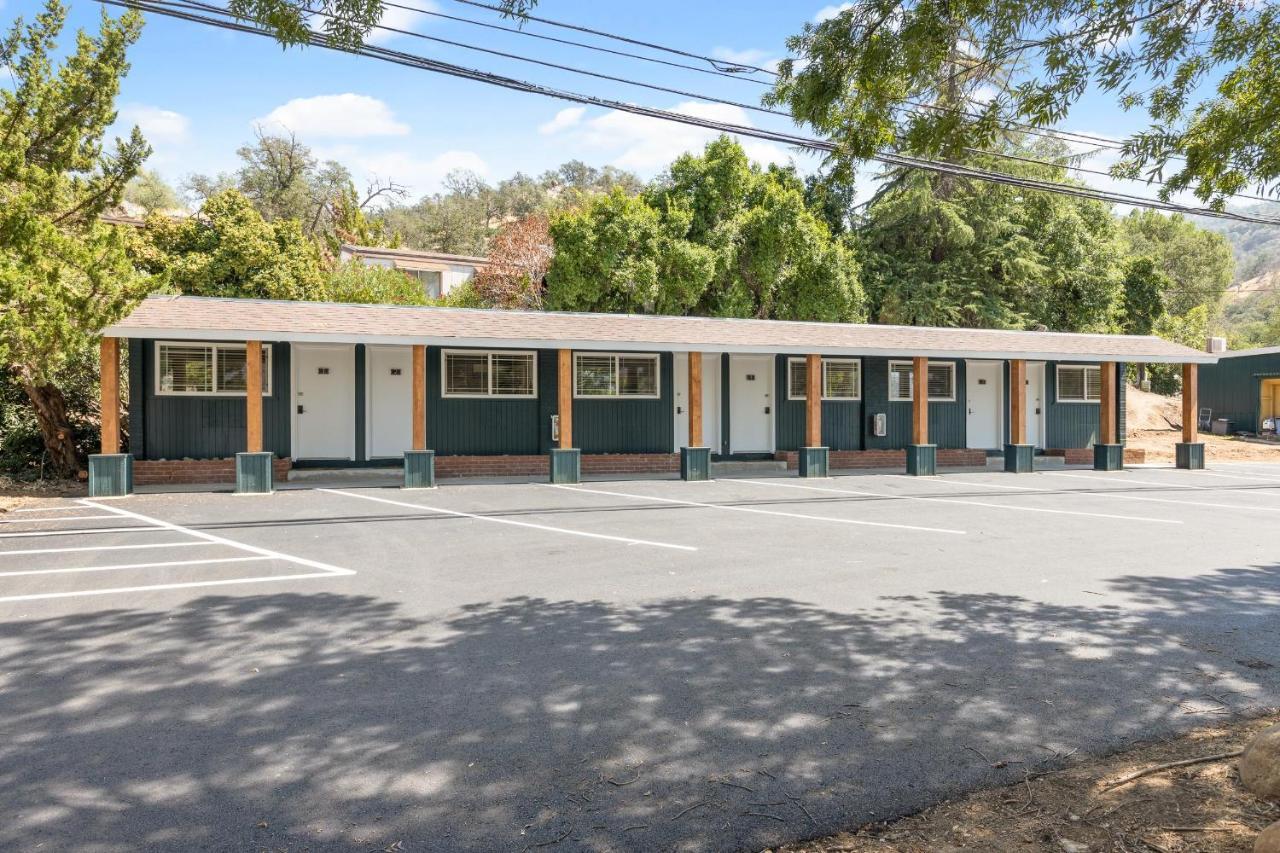 The Atwell Sequoia Motel Rm 8 Three Rivers Eksteriør billede